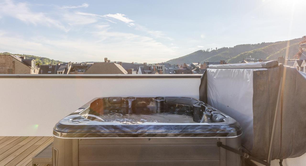 Appartement Avec Rooftop Au Centre De Malmedy Ngoại thất bức ảnh